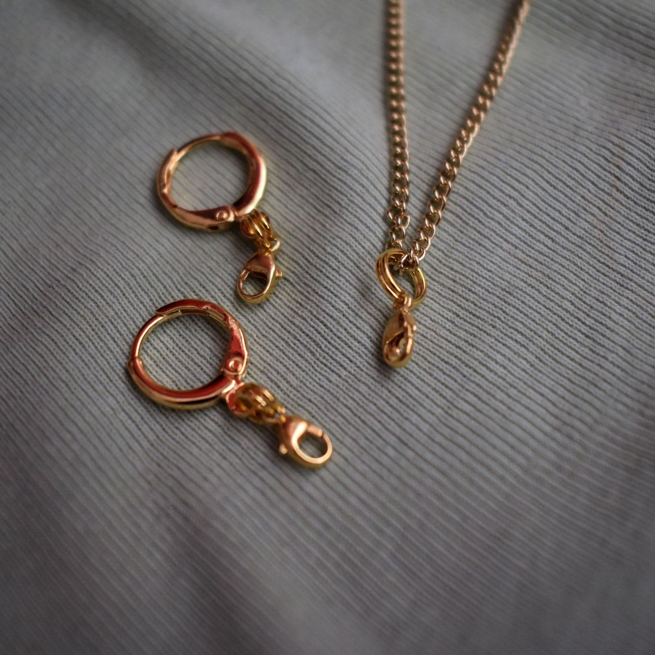 Dainty yellow gold vermeil earrings-2