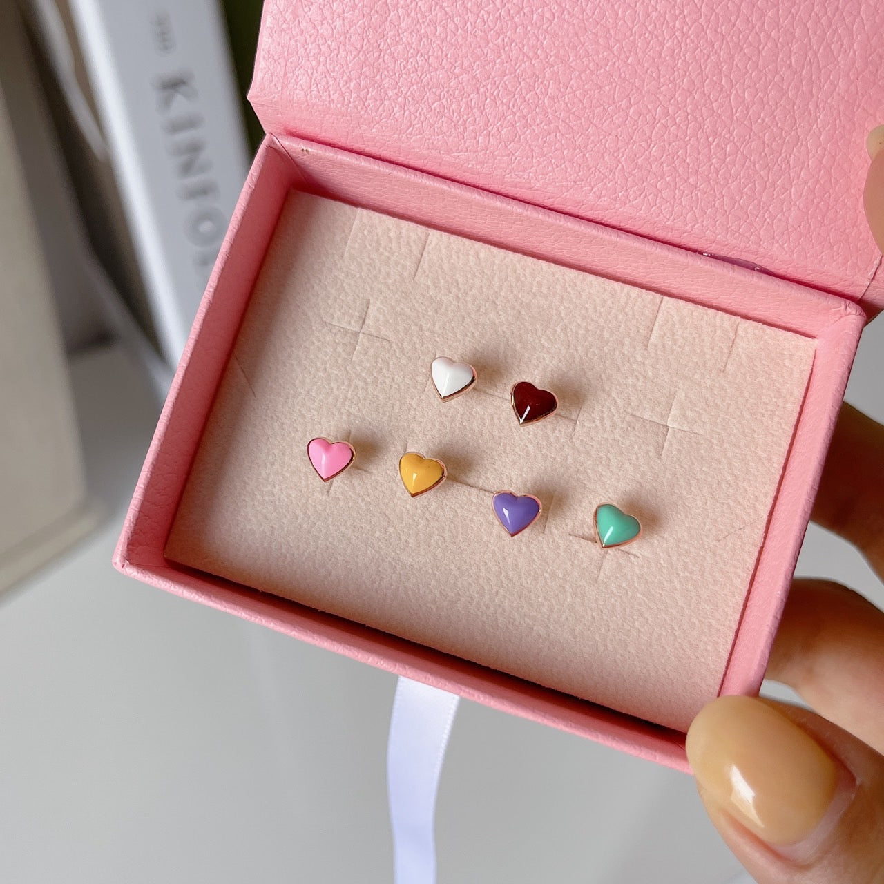 Epoxy heart earrings-0