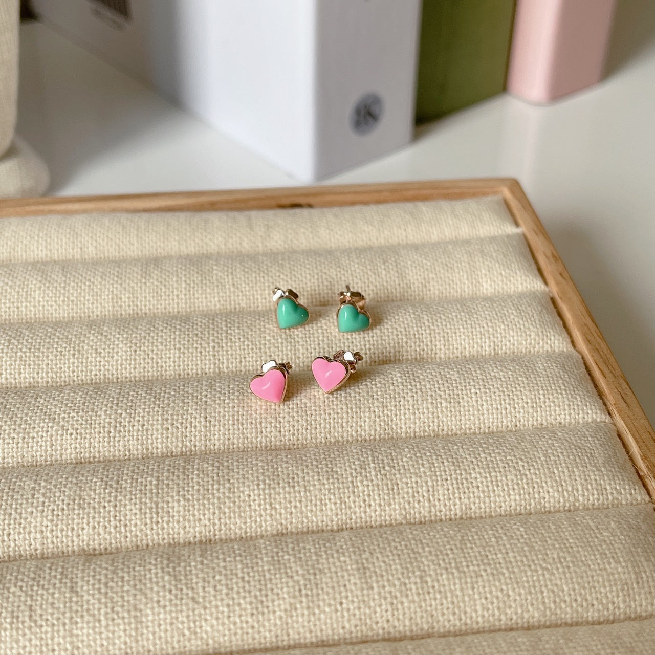 Epoxy heart earrings-3